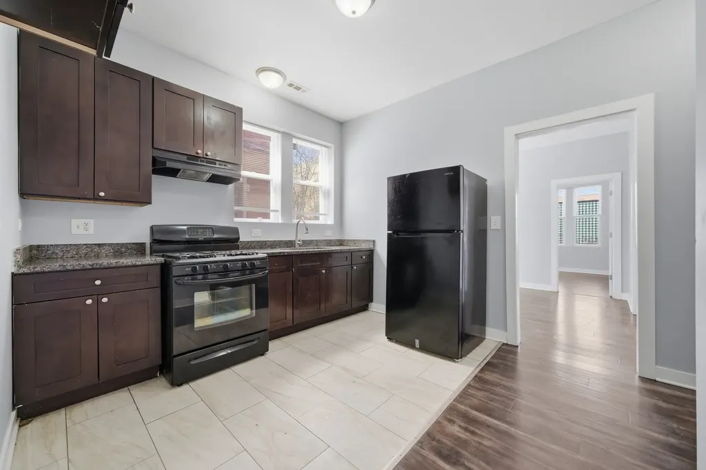 4800 South Winchester Avenue Chicago IL 60609