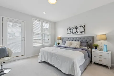 2840 North Lincoln Avenue Chicago IL 60657