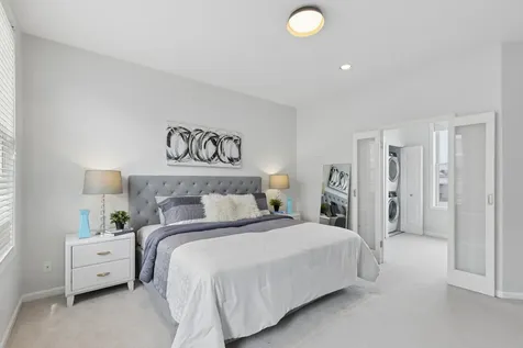 2840 North Lincoln Avenue Chicago IL 60657