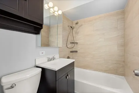 1693 Linden Street Des Plaines IL 60018