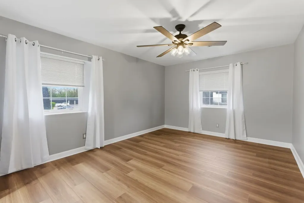 1115 Royal St George Drive Naperville IL 60563