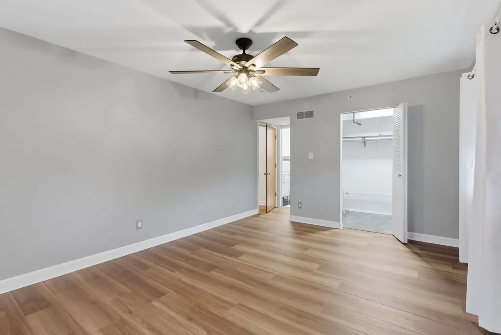 1115 Royal St George Drive Naperville IL 60563