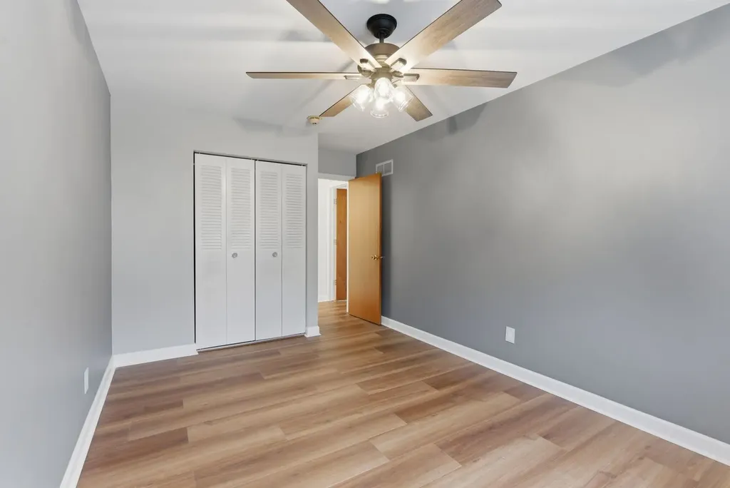 1115 Royal St George Drive Naperville IL 60563