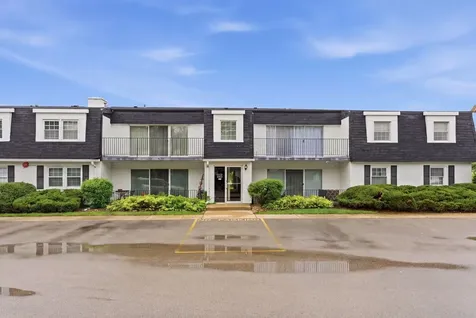 1115 Royal St George Drive Naperville IL 60563