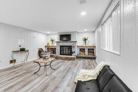15601 Ridgeland Avenue Oak Forest IL 60452
