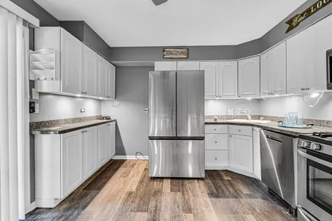 15601 Ridgeland Avenue Oak Forest IL 60452