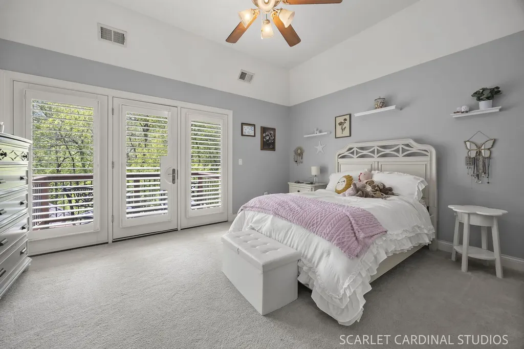 32 Baker Lane Naperville IL 60565