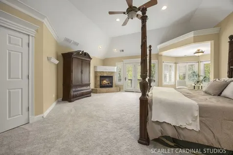32 Baker Lane Naperville IL 60565
