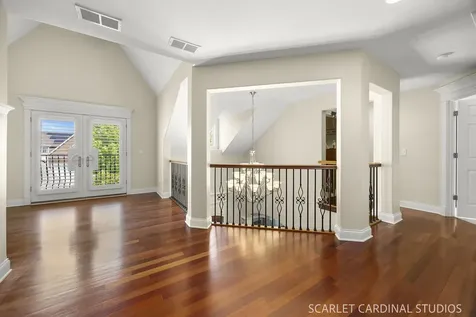 32 Baker Lane Naperville IL 60565