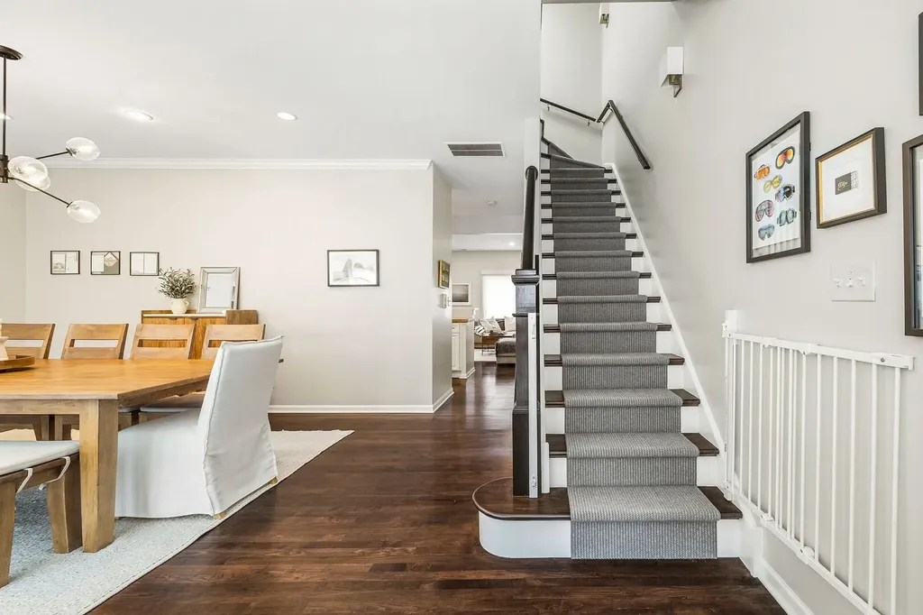 434 West Armitage Avenue Chicago IL 60614