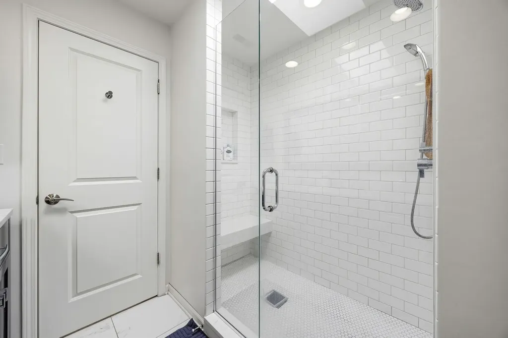 434 West Armitage Avenue Chicago IL 60614