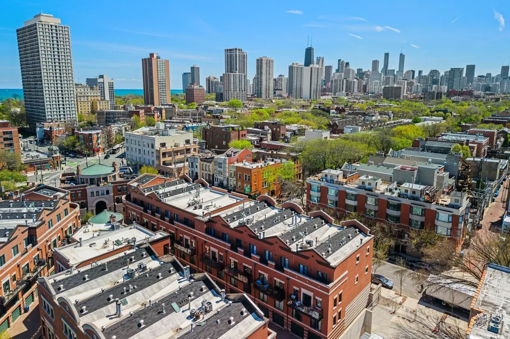 434 West Armitage Avenue Chicago IL 60614
