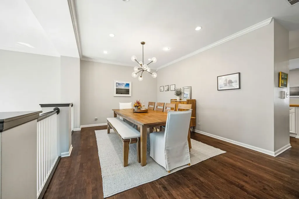 434 West Armitage Avenue Chicago IL 60614