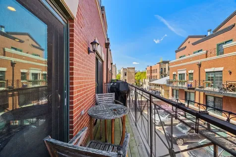 434 West Armitage Avenue Chicago IL 60614
