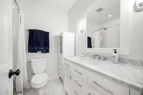 434 West Armitage Avenue Chicago IL 60614