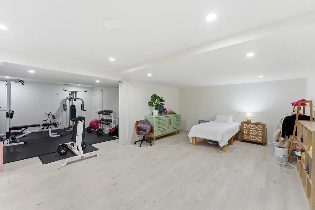24262 West Rose Avenue Lake Zurich IL 60047