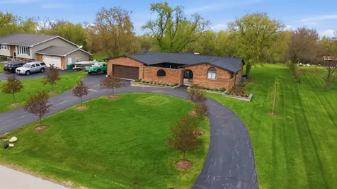 24262 West Rose Avenue Lake Zurich IL 60047