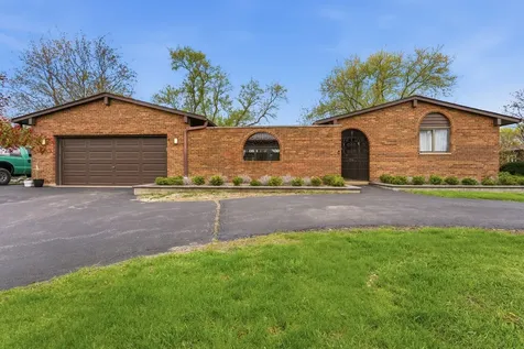 24262 West Rose Avenue Lake Zurich IL 60047