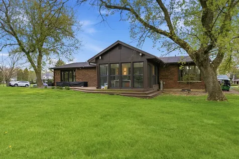 24262 West Rose Avenue Lake Zurich IL 60047