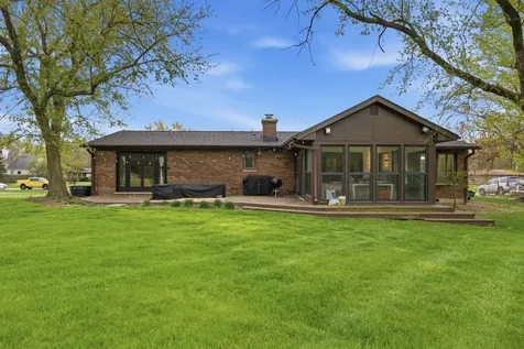 24262 West Rose Avenue Lake Zurich IL 60047