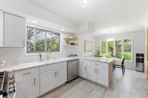 24262 West Rose Avenue Lake Zurich IL 60047