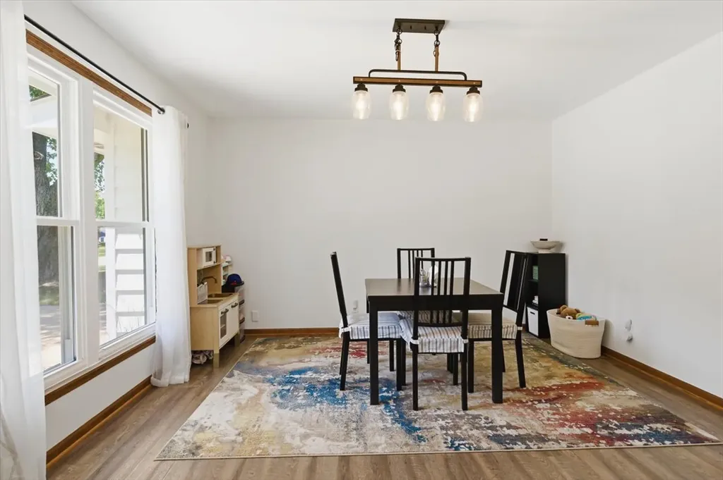 2357 Wyckwood Drive Aurora IL 60506
