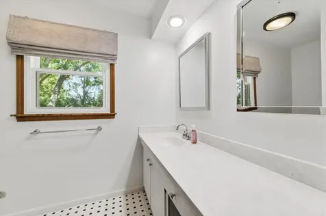 2357 Wyckwood Drive Aurora IL 60506