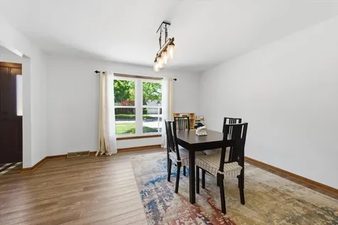 2357 Wyckwood Drive Aurora IL 60506