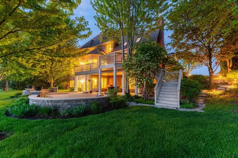 39W835 Goldenrod Drive St. Charles IL 60175