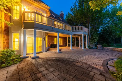 39W835 Goldenrod Drive St. Charles IL 60175