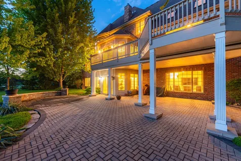 39W835 Goldenrod Drive St. Charles IL 60175