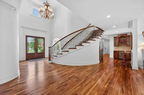 39W835 Goldenrod Drive St. Charles IL 60175