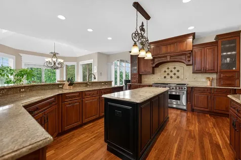 39W835 Goldenrod Drive St. Charles IL 60175