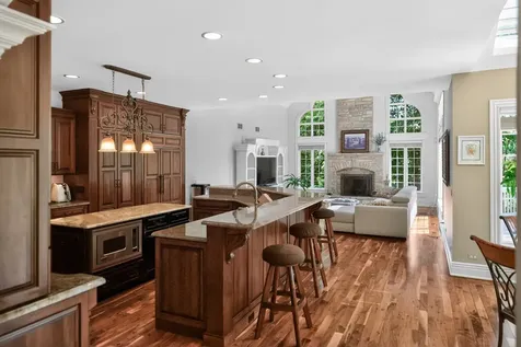 39W835 Goldenrod Drive St. Charles IL 60175