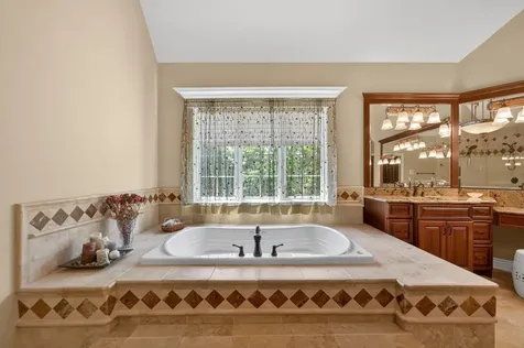 39W835 Goldenrod Drive St. Charles IL 60175