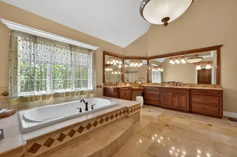 39W835 Goldenrod Drive St. Charles IL 60175