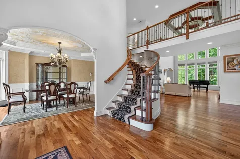 39W835 Goldenrod Drive St. Charles IL 60175