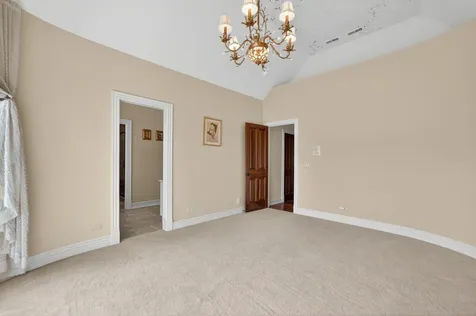 39W835 Goldenrod Drive St. Charles IL 60175