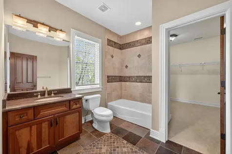39W835 Goldenrod Drive St. Charles IL 60175