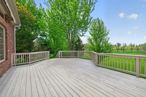 39W835 Goldenrod Drive St. Charles IL 60175