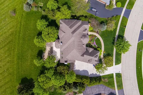 39W835 Goldenrod Drive St. Charles IL 60175
