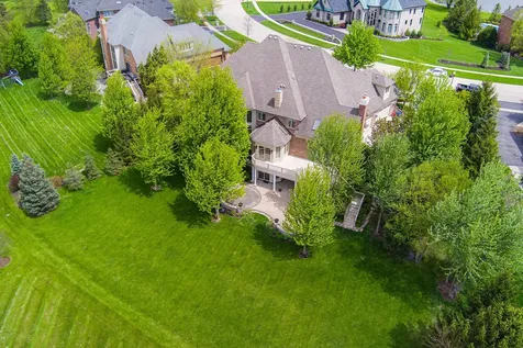 39W835 Goldenrod Drive St. Charles IL 60175