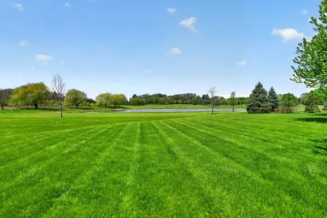 39W835 Goldenrod Drive St. Charles IL 60175