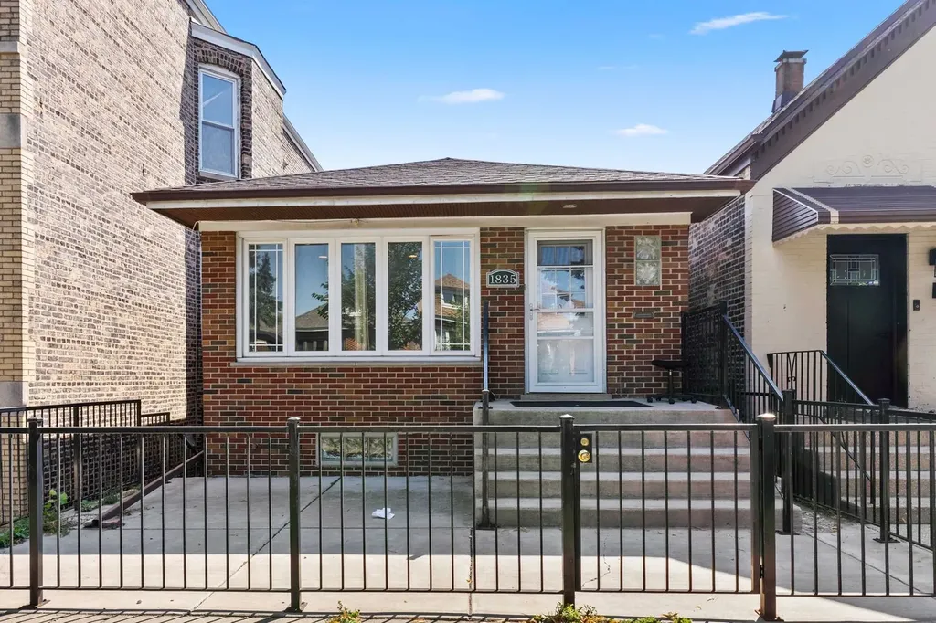 1835 West 34th Street Chicago IL 60608