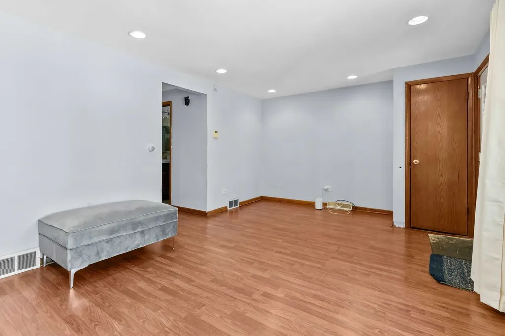 1835 West 34th Street Chicago IL 60608