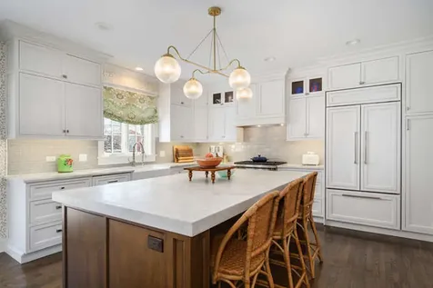1211 Hinman Avenue Evanston IL 60202