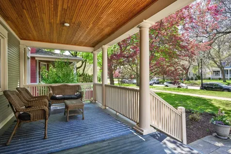1211 Hinman Avenue Evanston IL 60202