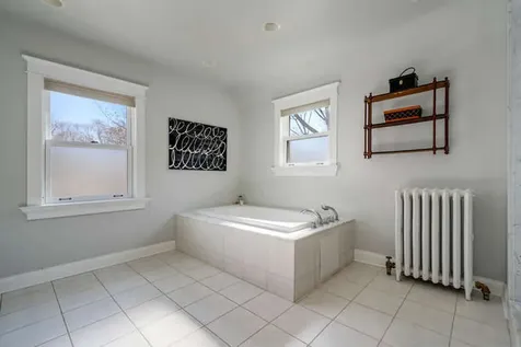 1211 Hinman Avenue Evanston IL 60202