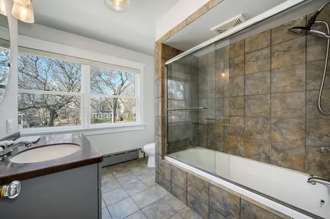 1211 Hinman Avenue Evanston IL 60202