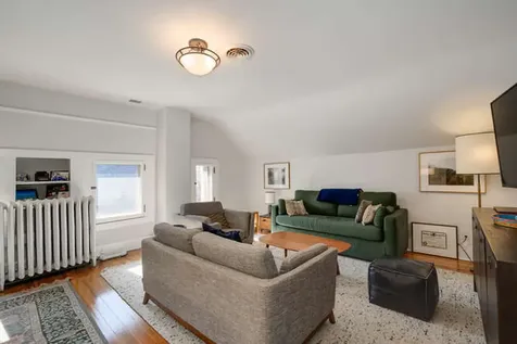 1211 Hinman Avenue Evanston IL 60202